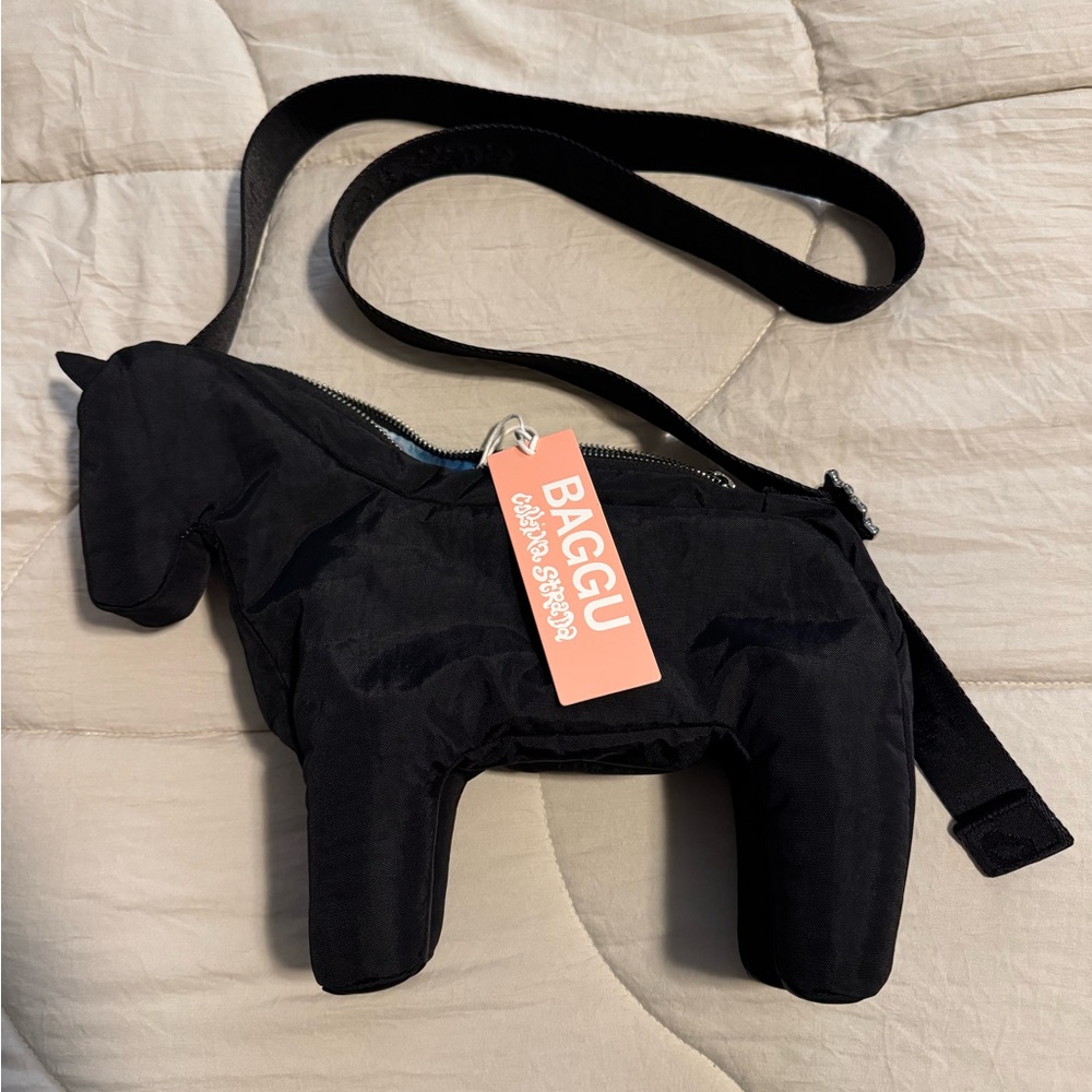 BAGGU x Collina Strada horse bag